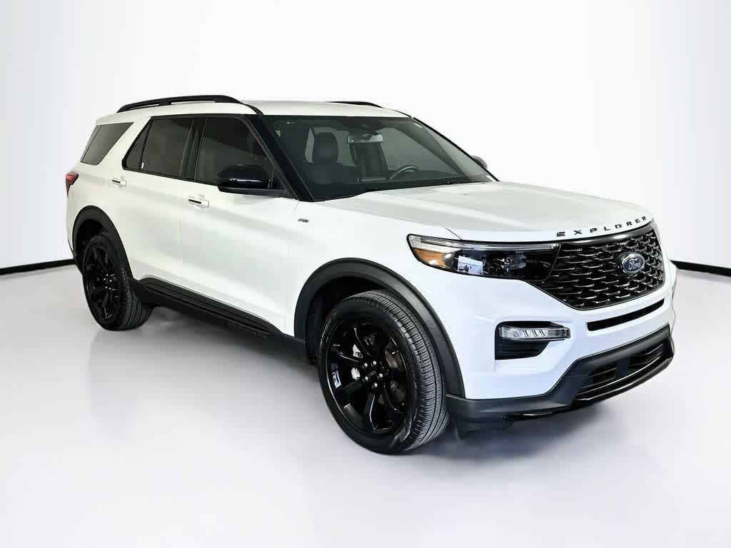 2024 Ford Explorer ST-Line