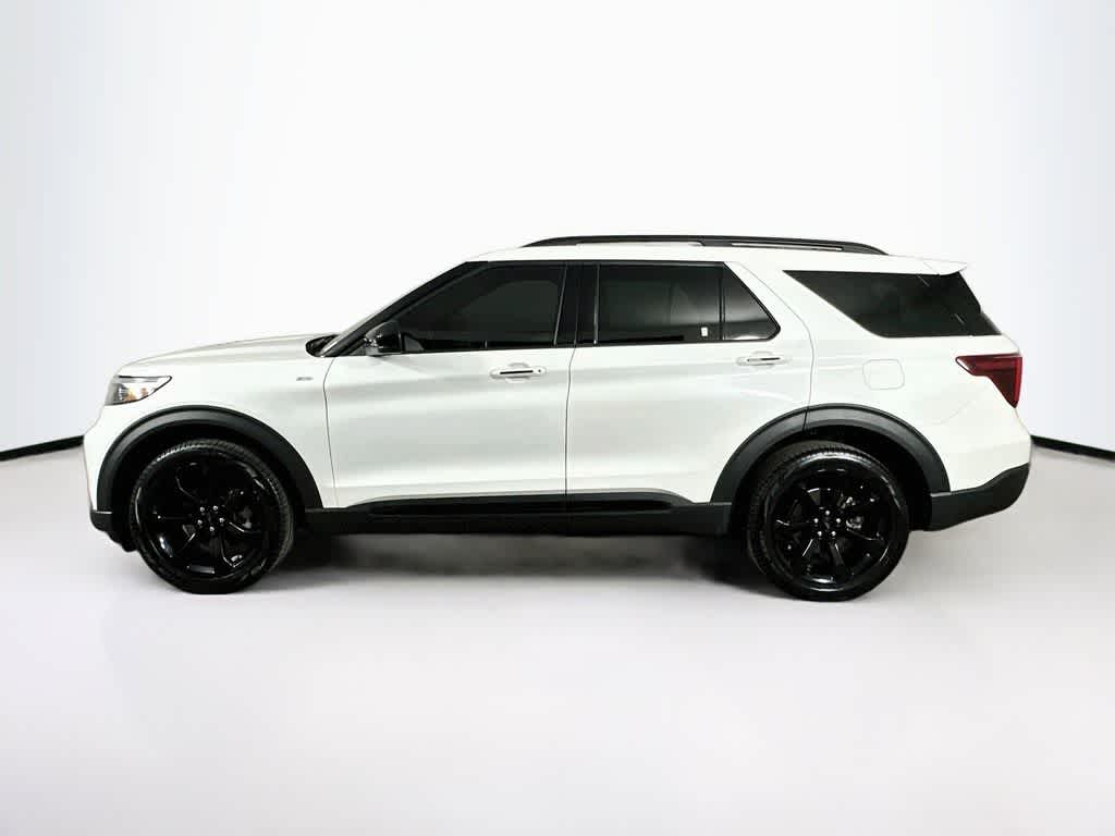 2024 Ford Explorer ST-Line