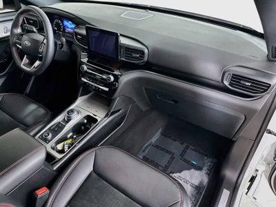 2024 Ford Explorer ST-Line