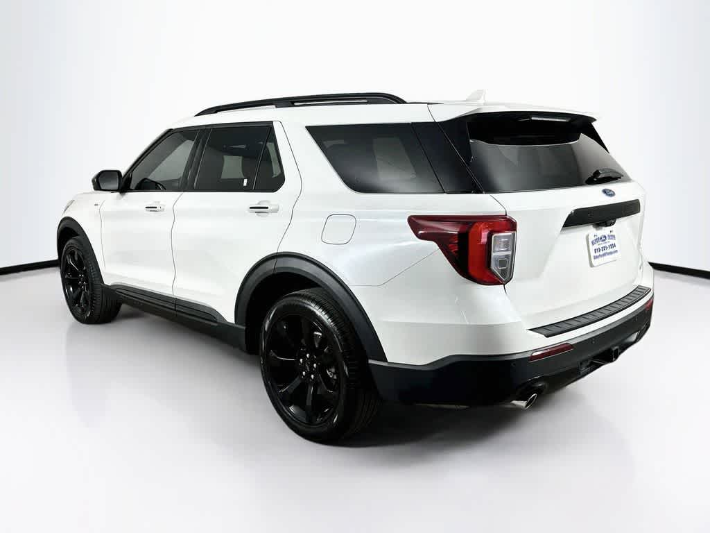 2024 Ford Explorer ST-Line