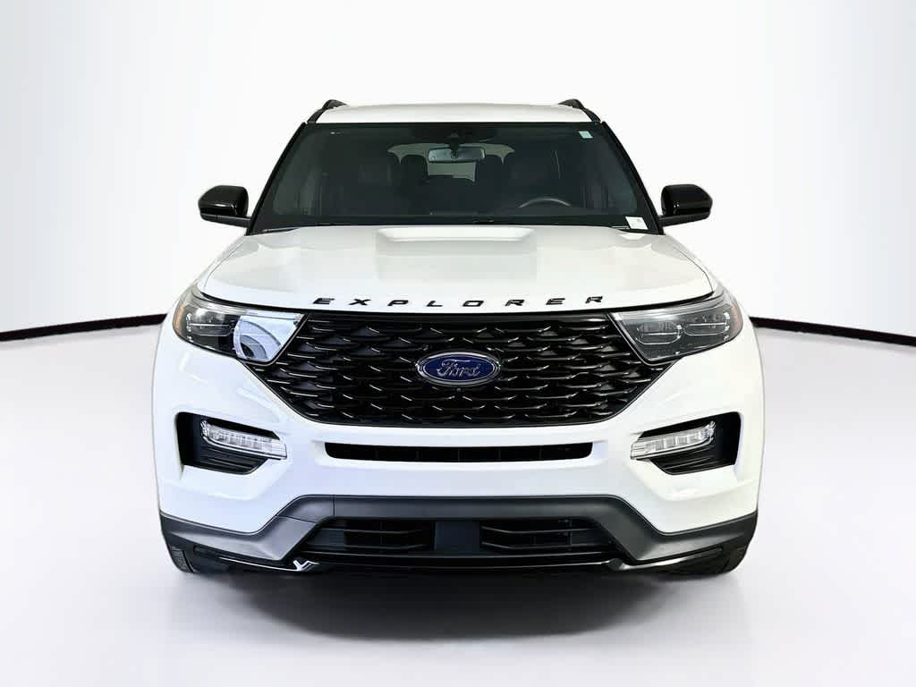 2024 Ford Explorer ST-Line