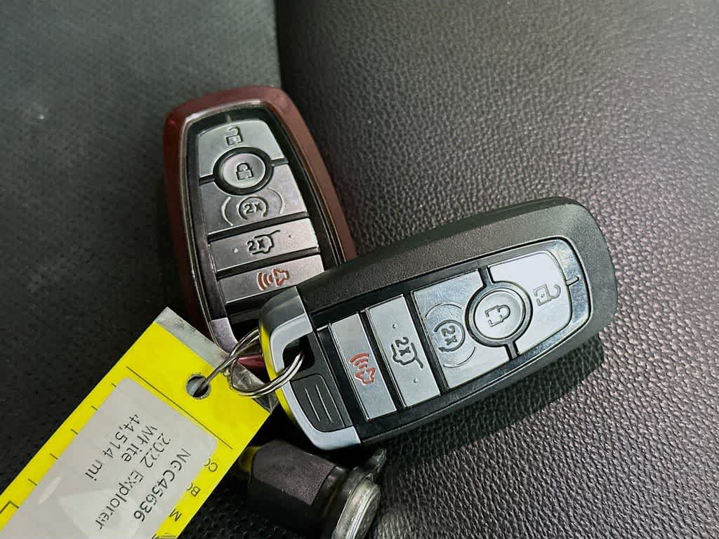 2022 Ford Explorer ST-Line