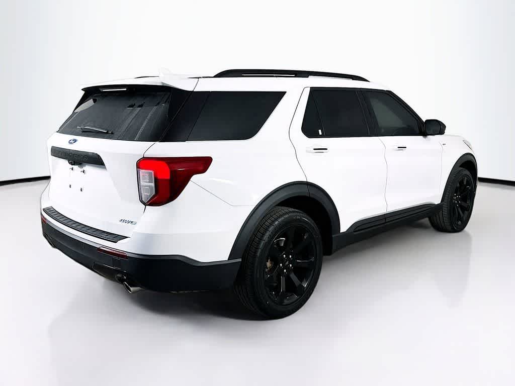 2022 Ford Explorer ST-Line