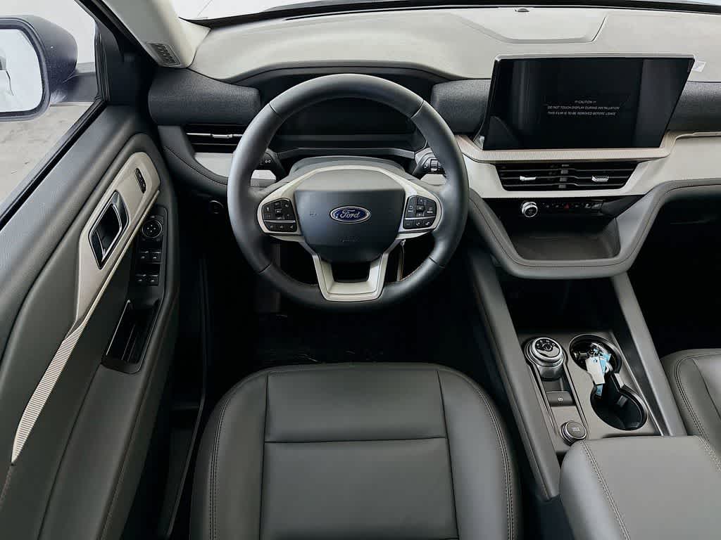 2026 Ford Explorer Active w/100A Pkg