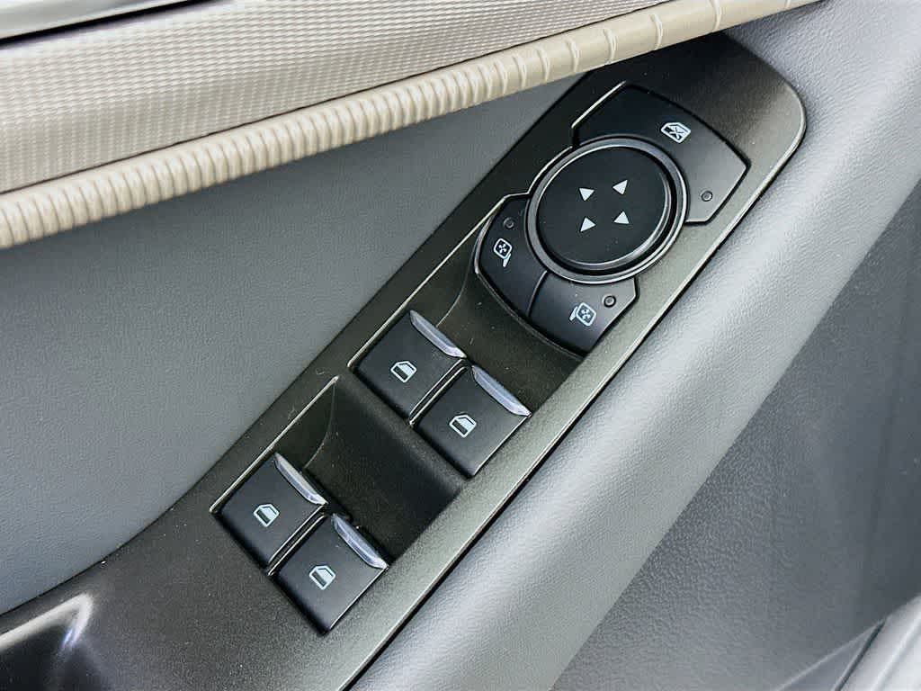 2026 Ford Explorer Active w/100A Pkg