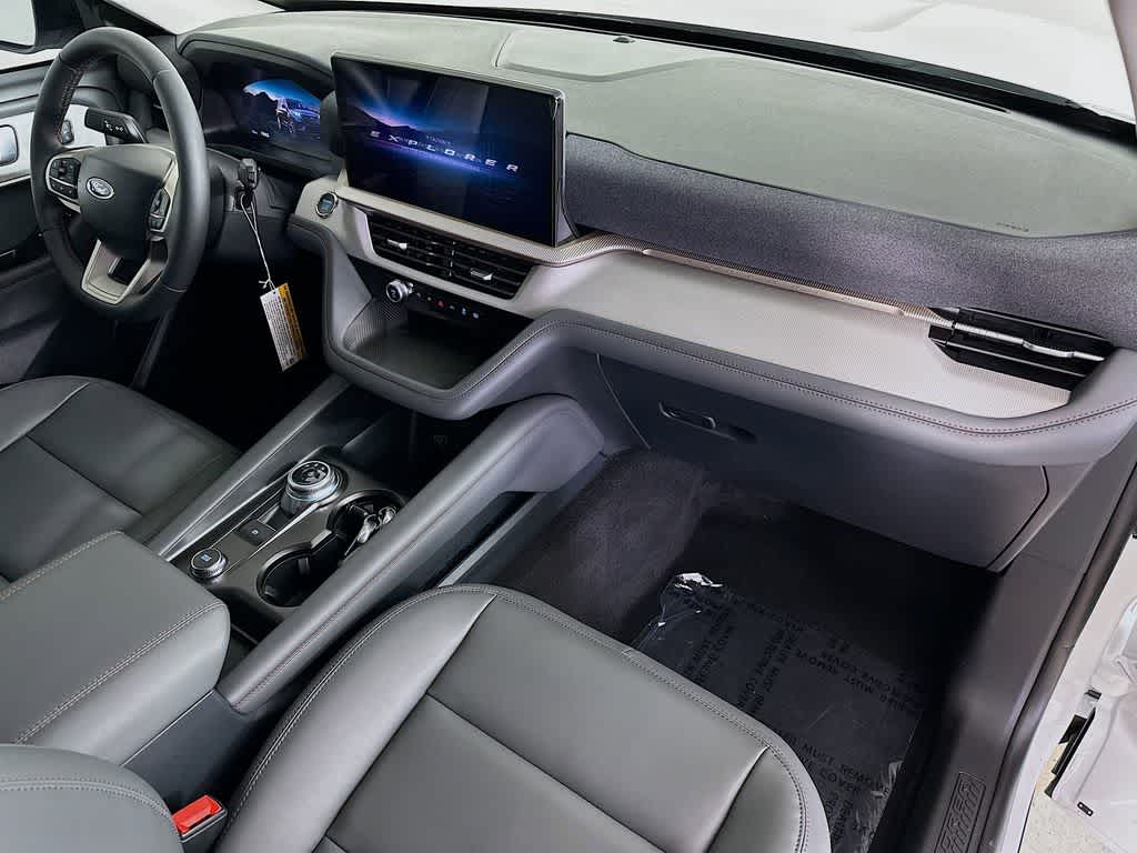 2026 Ford Explorer Active w/100A Pkg