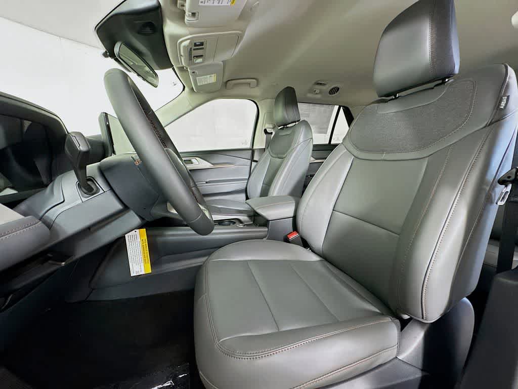 2026 Ford Explorer Active w/100A Pkg