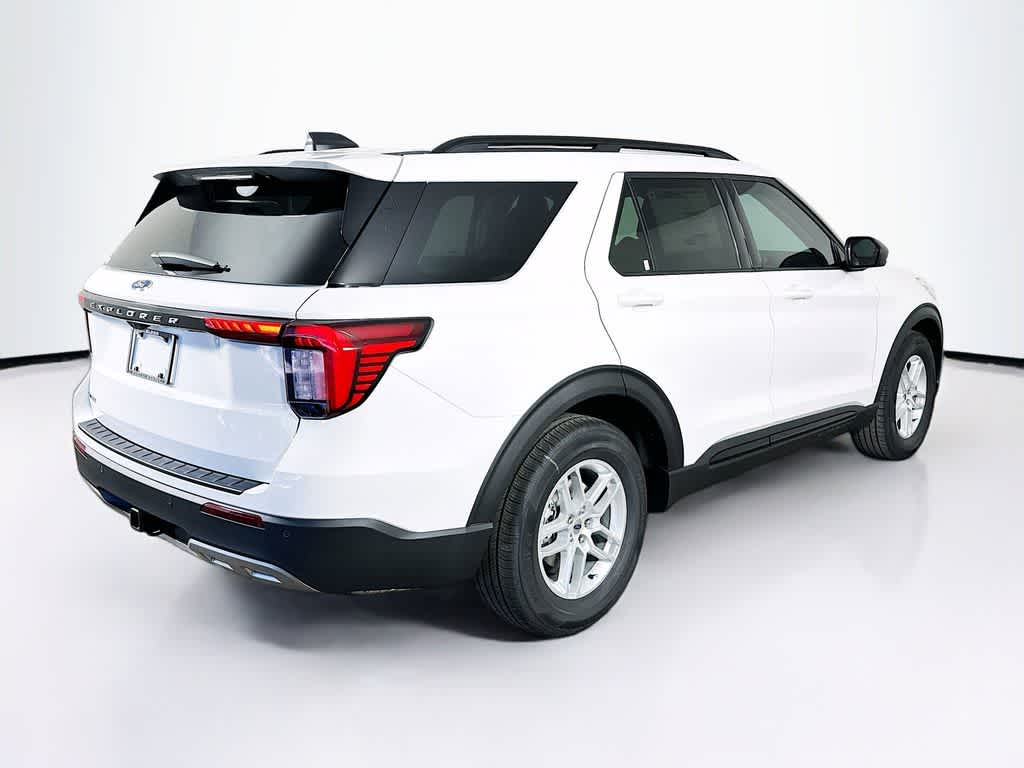 2026 Ford Explorer Active w/100A Pkg