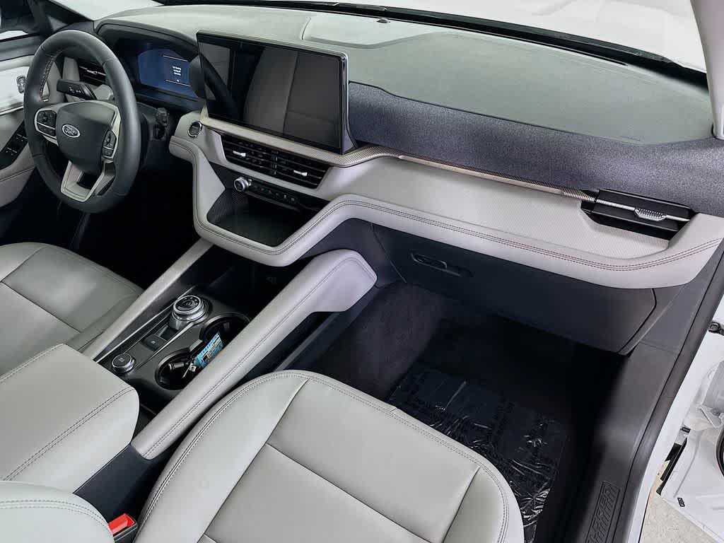 2026 Ford Explorer Active w/100A Pkg