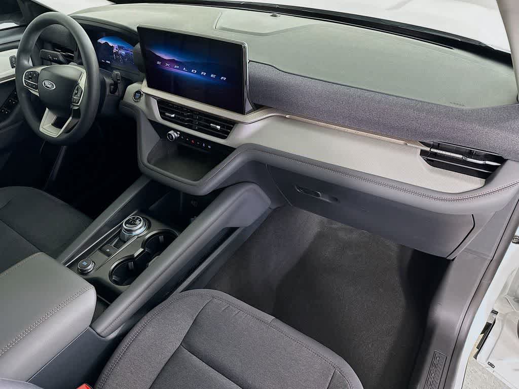 2026 Ford Explorer Active w/100A Pkg