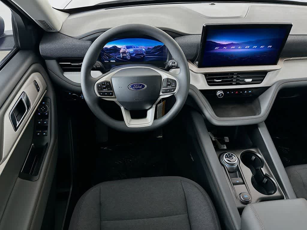 2026 Ford Explorer Active w/100A Pkg