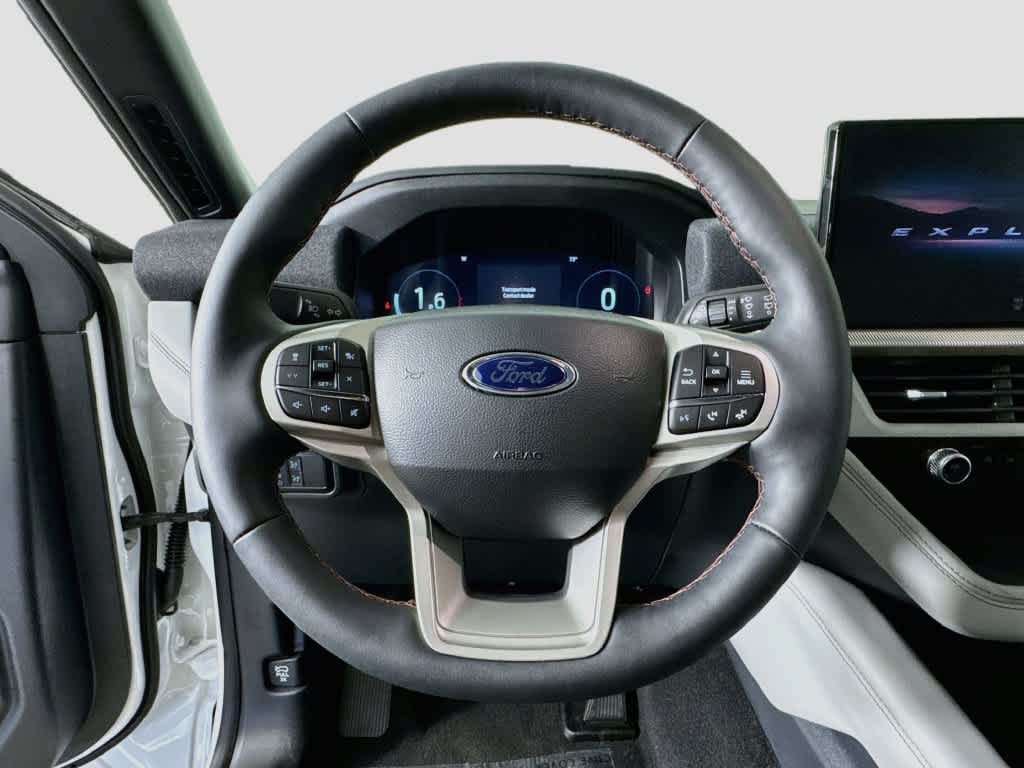 2027 Ford Explorer Active w/200A Pkg
