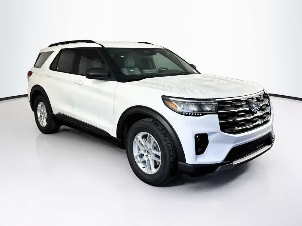2027 Ford Explorer Active w/200A Pkg
