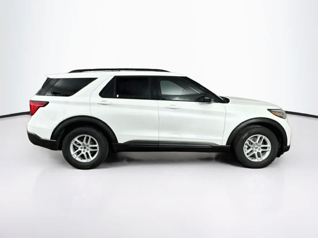 2027 Ford Explorer Active w/200A Pkg