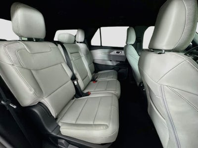 2027 Ford Explorer Active w/200A Pkg