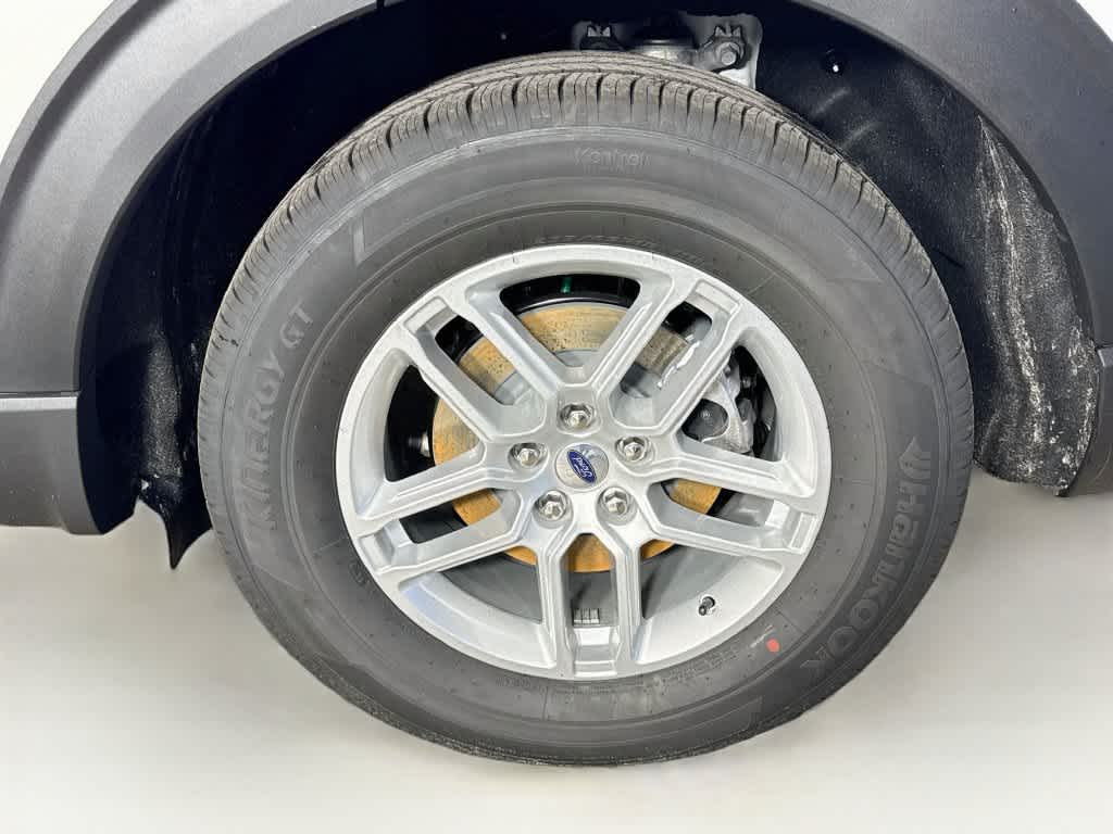 2027 Ford Explorer Active w/200A Pkg