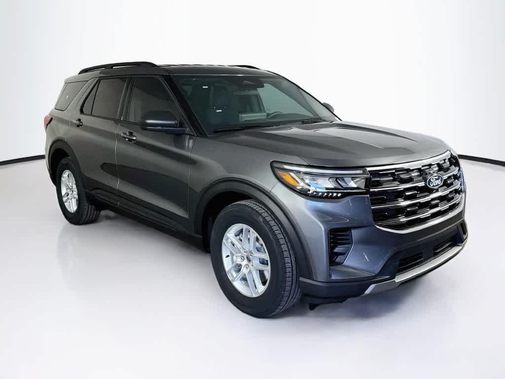 2027 Ford Explorer Active w/200A Pkg