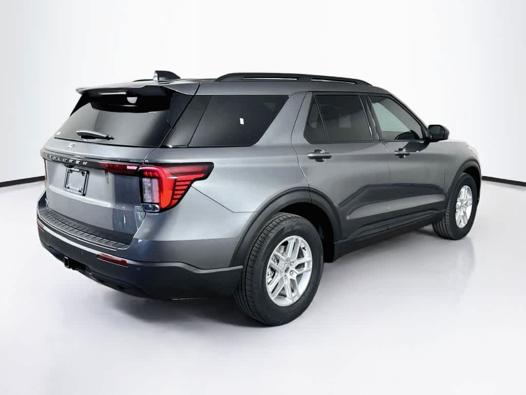 2027 Ford Explorer Active w/200A Pkg