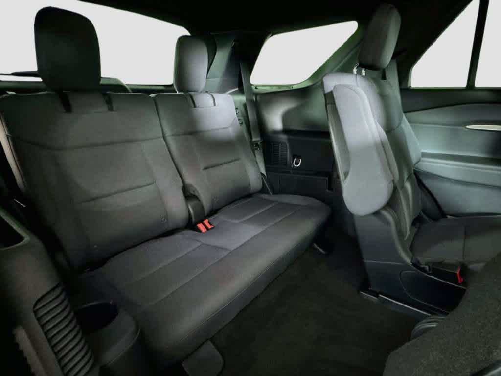 2027 Ford Explorer Active w/200A Pkg