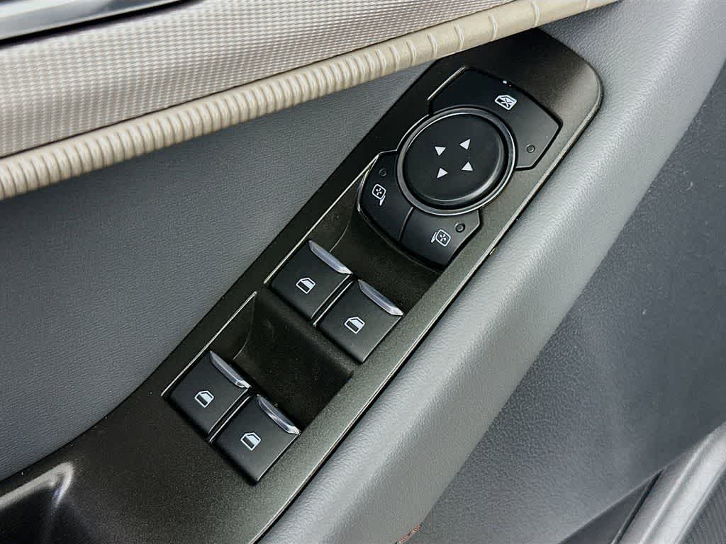 2026 Ford Explorer Active w/100A Pkg