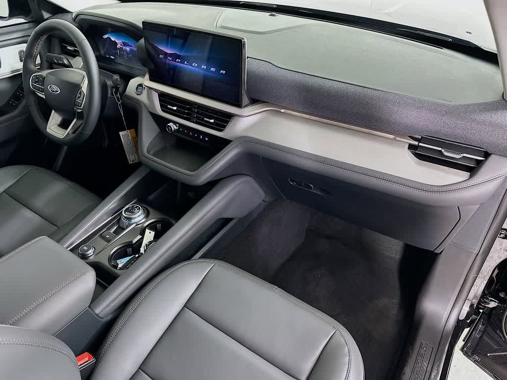 2026 Ford Explorer Active w/100A Pkg