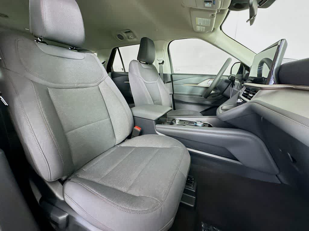 2026 Ford Explorer Active w/100A Pkg