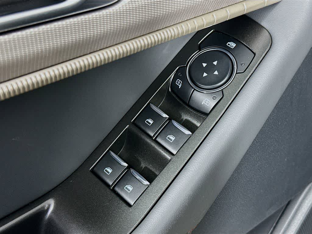 2026 Ford Explorer Active w/100A Pkg