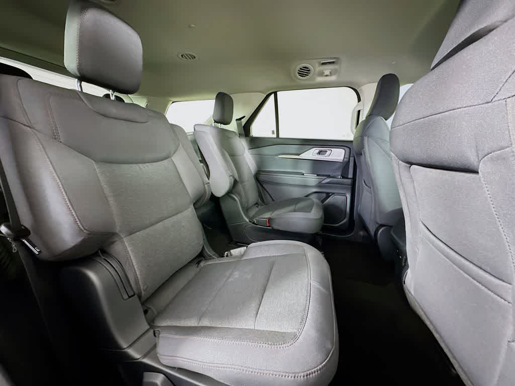 2026 Ford Explorer Active w/100A Pkg