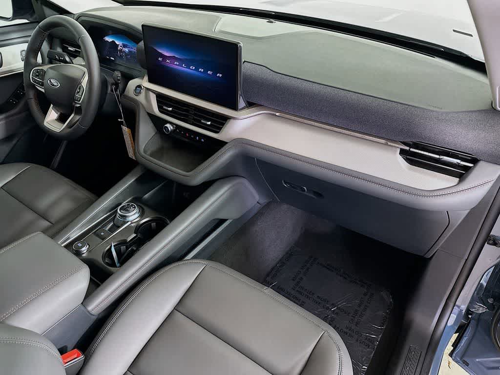 2026 Ford Explorer Active w/100A Pkg