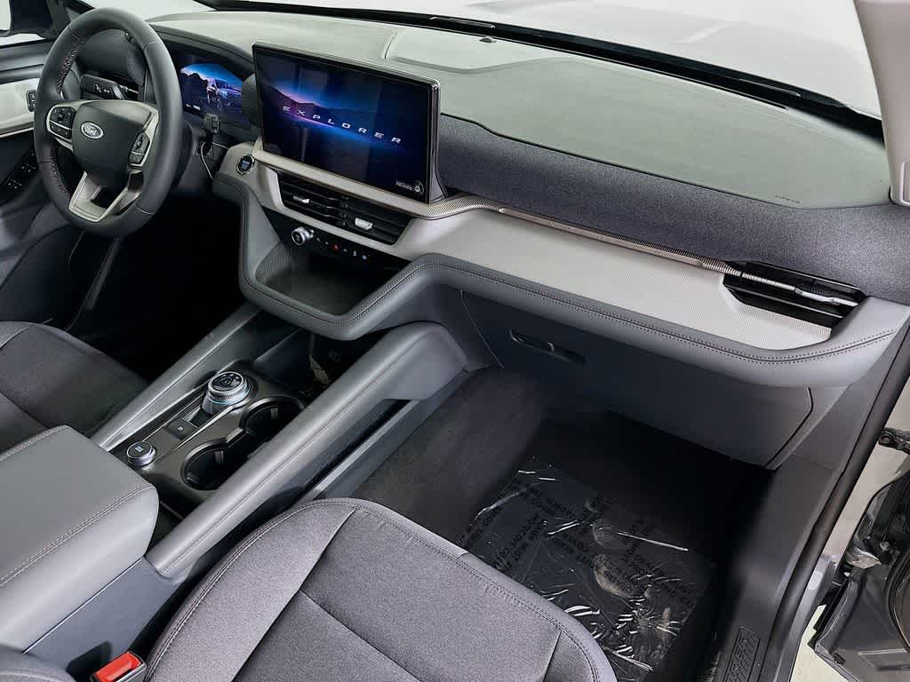 2026 Ford Explorer Active w/100A Pkg