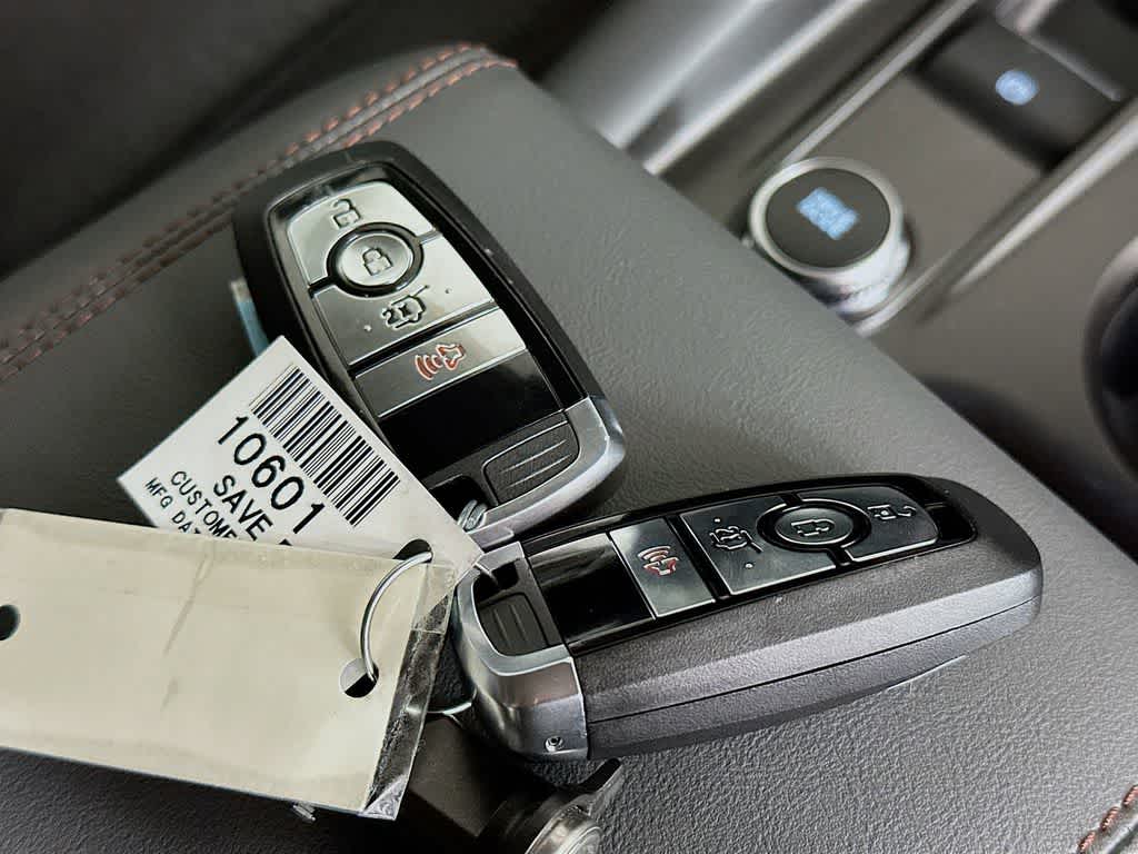 2026 Ford Explorer Active w/100A Pkg