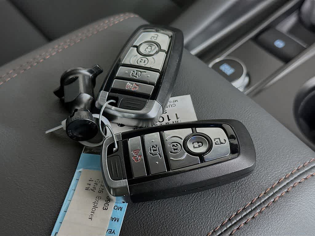 2026 Ford Explorer Active w/200A Pkg