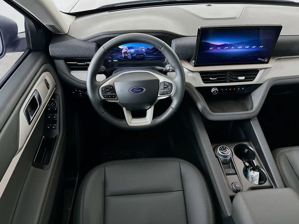 2026 Ford Explorer Active w/100A Pkg