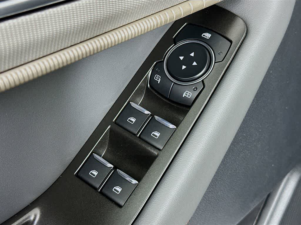 2026 Ford Explorer Active w/100A Pkg