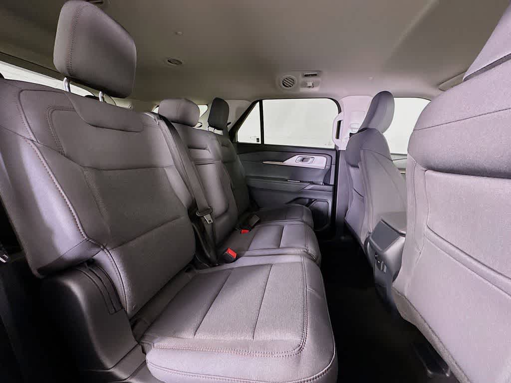 2026 Ford Explorer Active w/100A Pkg