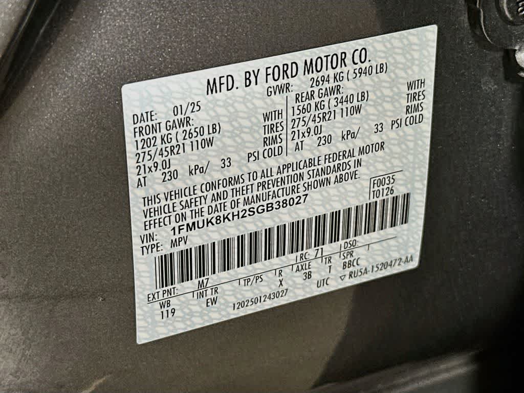 2025 Ford Explorer ST-Line