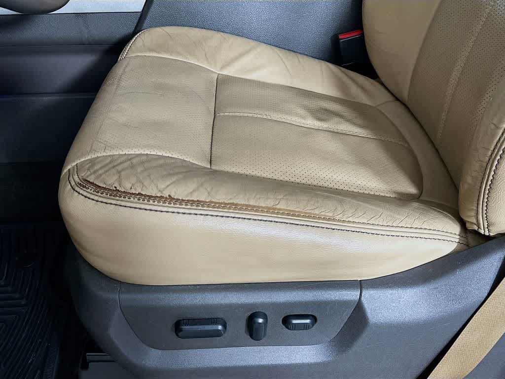 2014 Ford Super Duty F-250 SRW Lariat