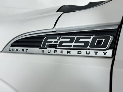 2014 Ford Super Duty F-250 SRW Lariat