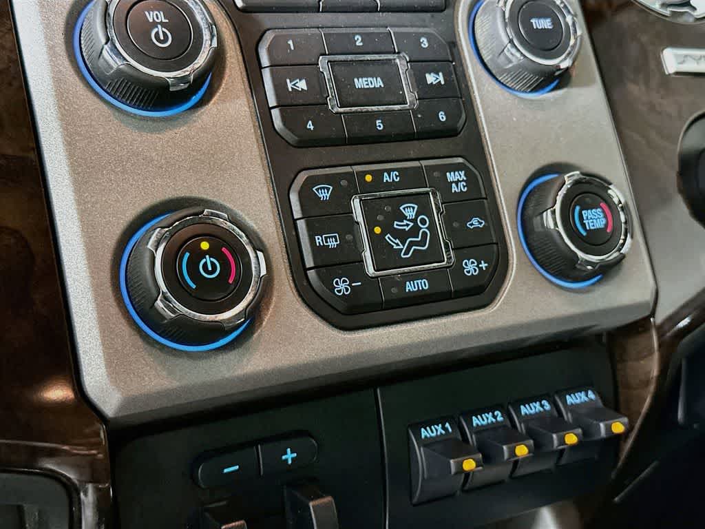 2015 Ford Super Duty F-250 SRW Super Duty