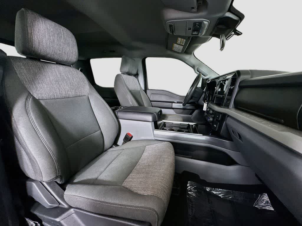 2025 Ford Super Duty F-250 SRW XLT