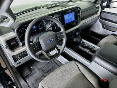 2025 Ford Super Duty F-250 SRW XLT
