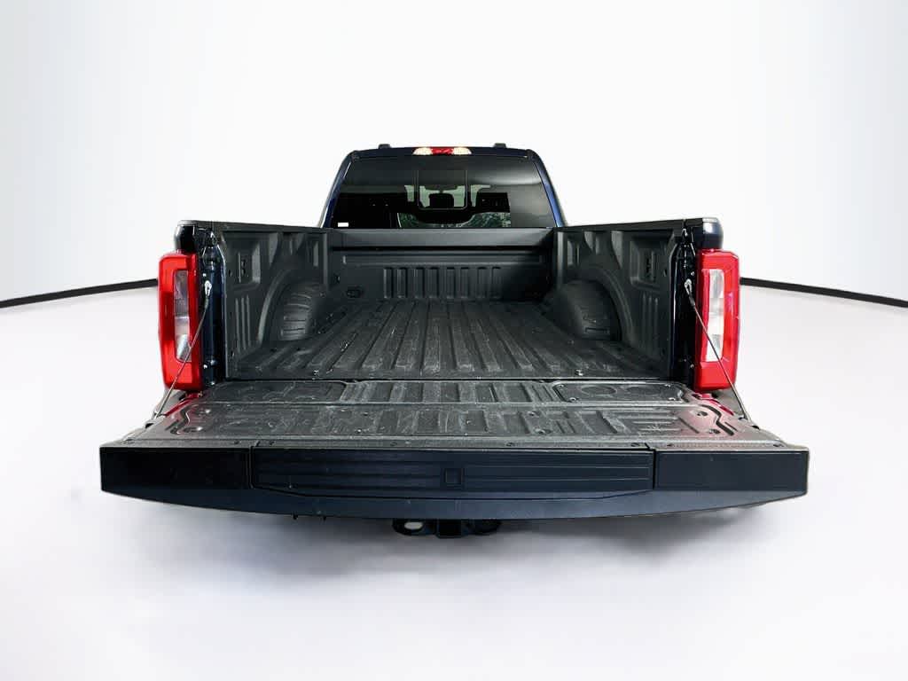 2025 Ford Super Duty F-250 SRW XLT
