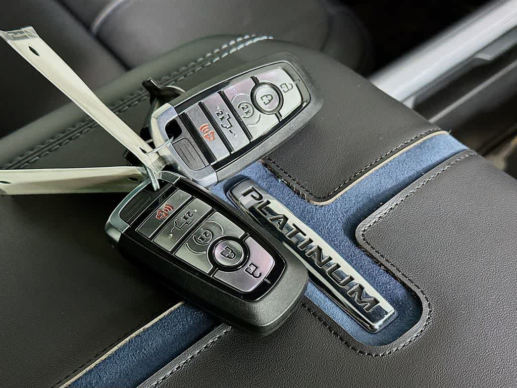 2026 Ford Super Duty F-250 SRW Platinum