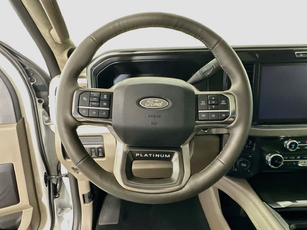 2027 Ford Super Duty F-250 SRW F-250® Platinum®
