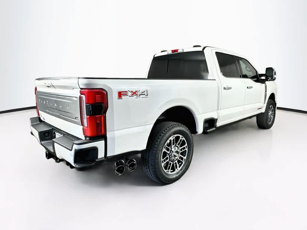 2027 Ford Super Duty F-250 SRW F-250® Platinum®