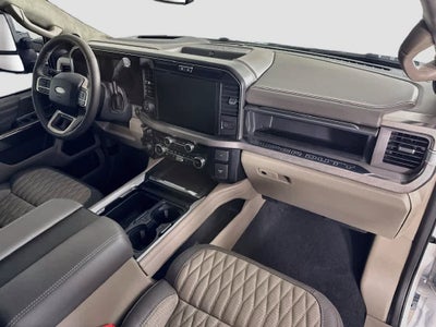 2027 Ford Super Duty F-250 SRW F-250® Platinum®