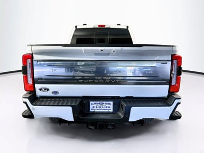 2027 Ford Super Duty F-250 SRW F-250® Platinum®