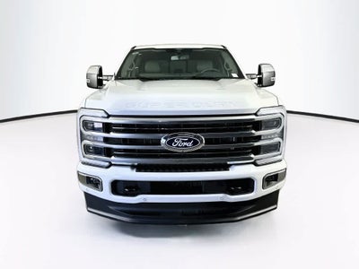 2027 Ford Super Duty F-250 SRW F-250® Platinum®
