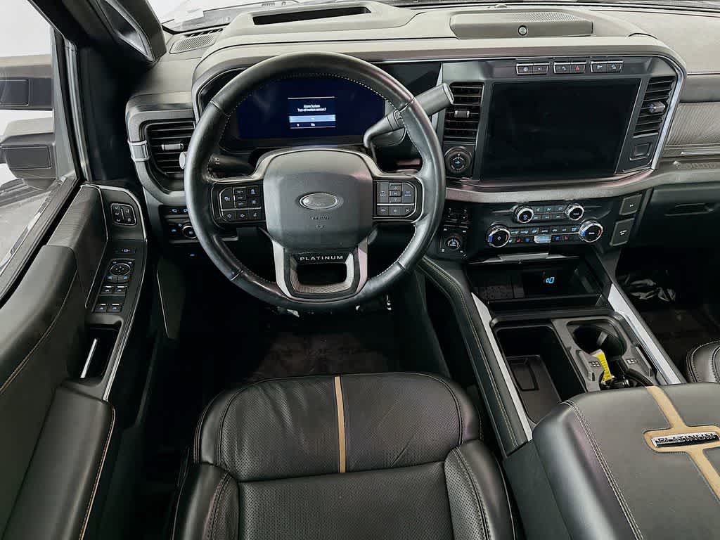 2023 Ford Super Duty F-250 SRW Platinum