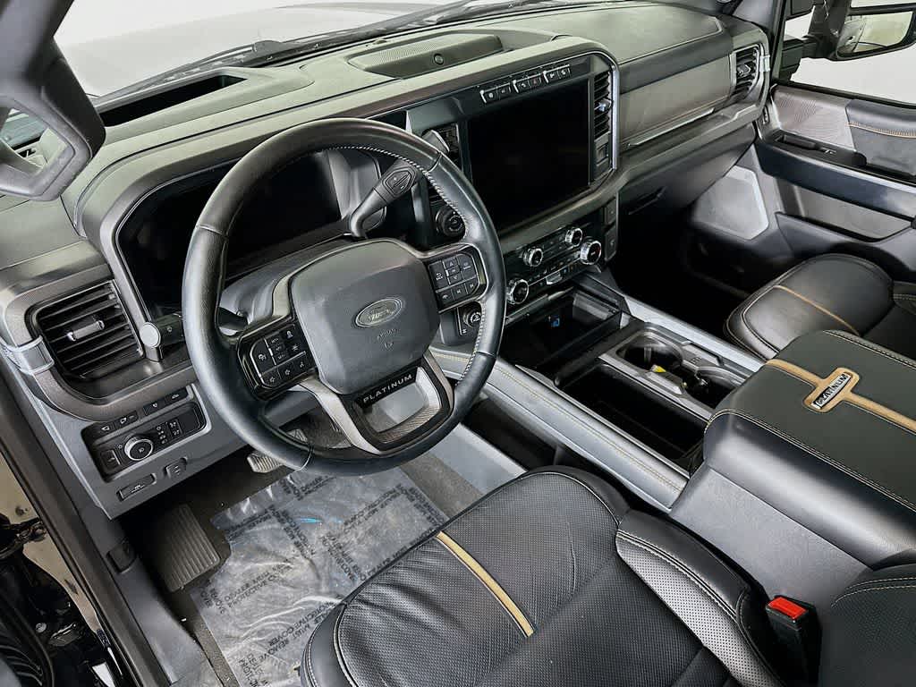 2023 Ford Super Duty F-250 SRW Platinum